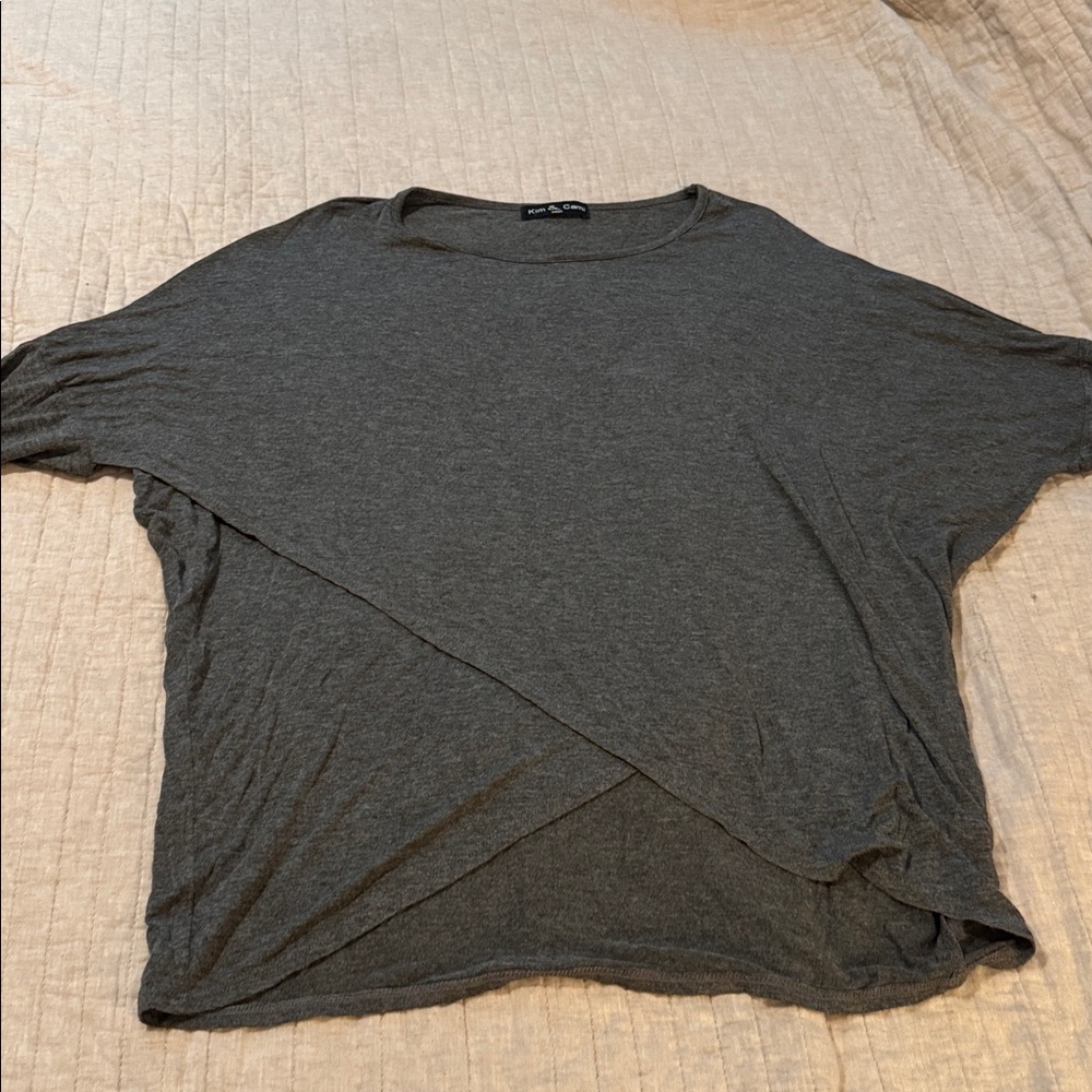 Kim & Cami Charcoal Top